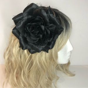 Hair accessory black large rose hair clip